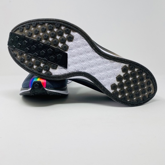 Nike Zion Pegasus Turbo BE TRUE LGBTQ Edition - Picture 4 of 6